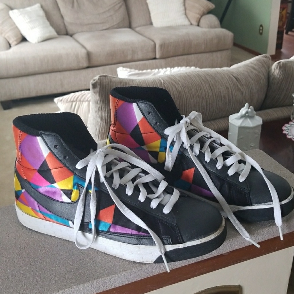 Nike Blazer Geometric 9.5
